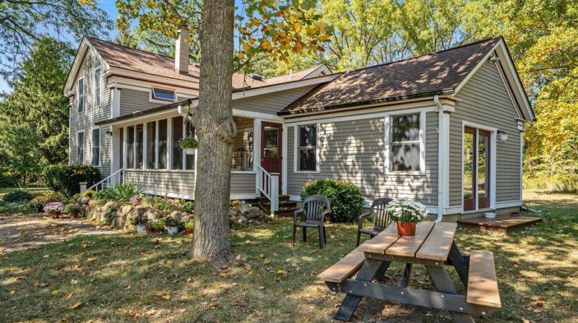 farmhouse on nearly 5 acres in Kalamazoo