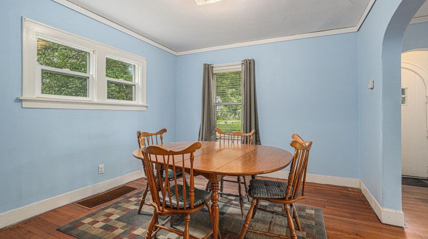 Parchment family home with large yard for sale